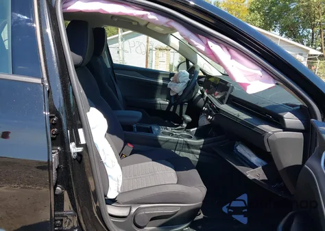 2026 Kia K5 Lxs из США, поврежденный, VIN KNAG24J79T5400803